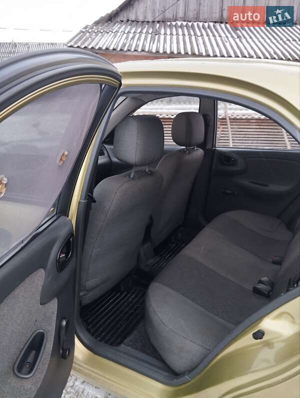 Седан Daewoo Lanos 2007 в Турке