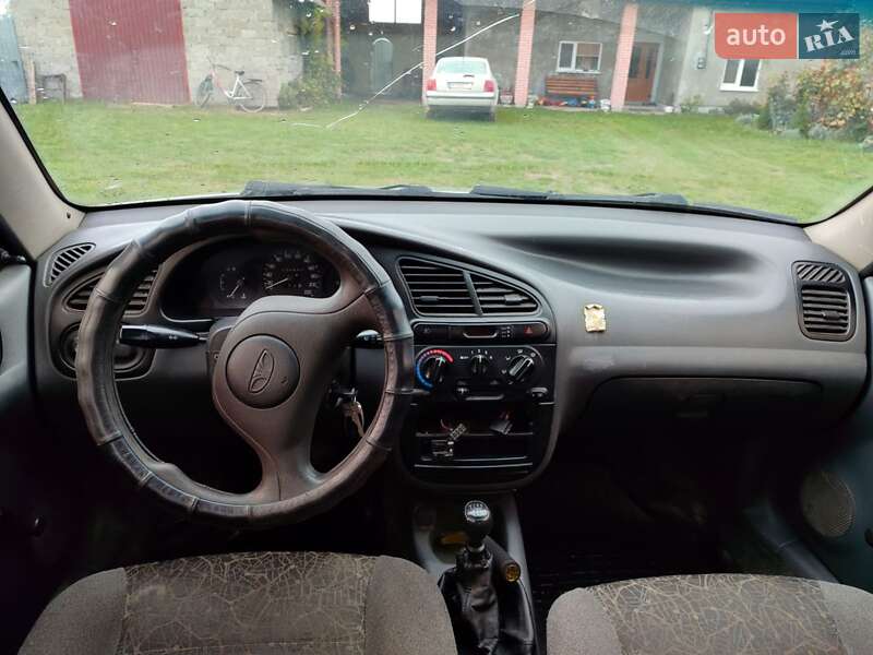 Седан Daewoo Lanos 2005 в Радехове
