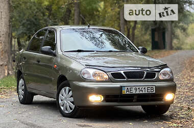 Седан Daewoo Lanos 2004 в Днепре