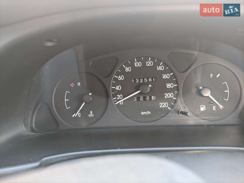 Седан Daewoo Lanos 2008 в Львові