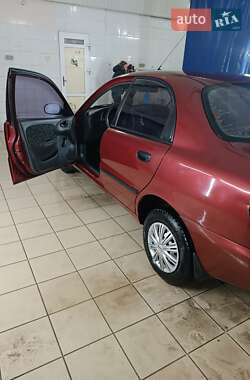 Седан Daewoo Lanos 2004 в Каменском