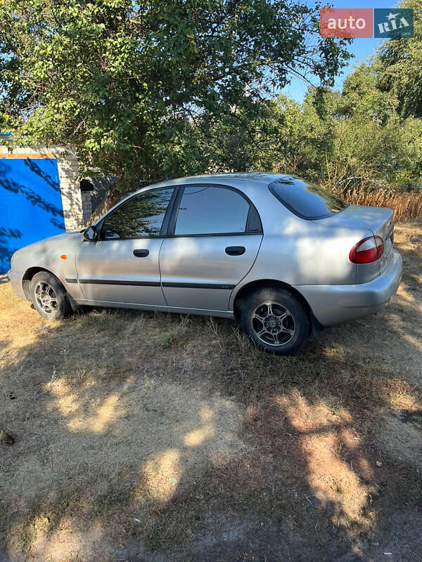 Седан Daewoo Lanos 2003 в Ольшанах