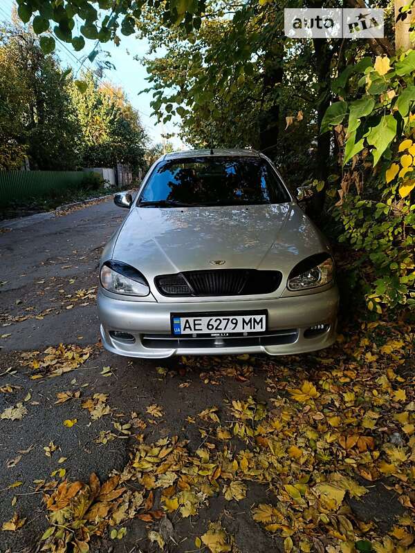 Седан Daewoo Lanos 2003 в Днепре