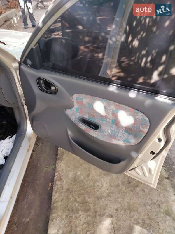 Седан Daewoo Lanos 2002 в Павлограде фото 3 Седан Daewoo Lanos 2002 в Павлограде