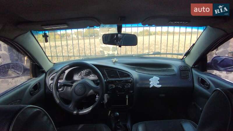 Седан Daewoo Lanos 2002 в Кропивницком