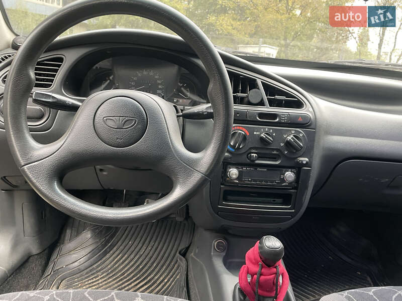 Седан Daewoo Lanos 2003 в Киеве