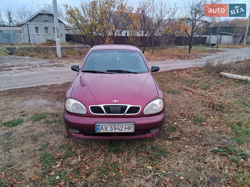 Седан Daewoo Lanos 2000 в 