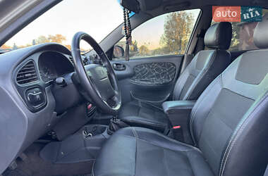 Седан Daewoo Lanos 2003 в 