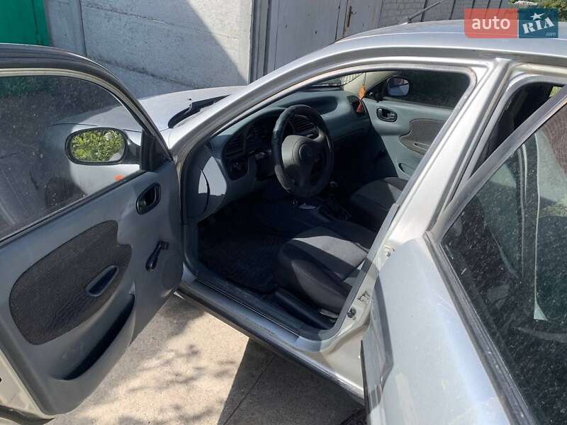 Седан Daewoo Lanos 2006 в 
