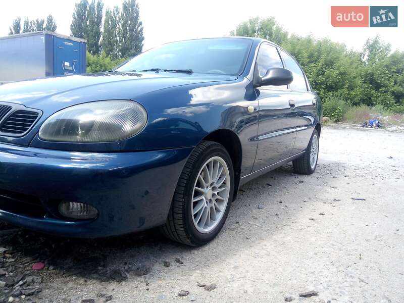 Седан Daewoo Lanos 2005 в Обухове