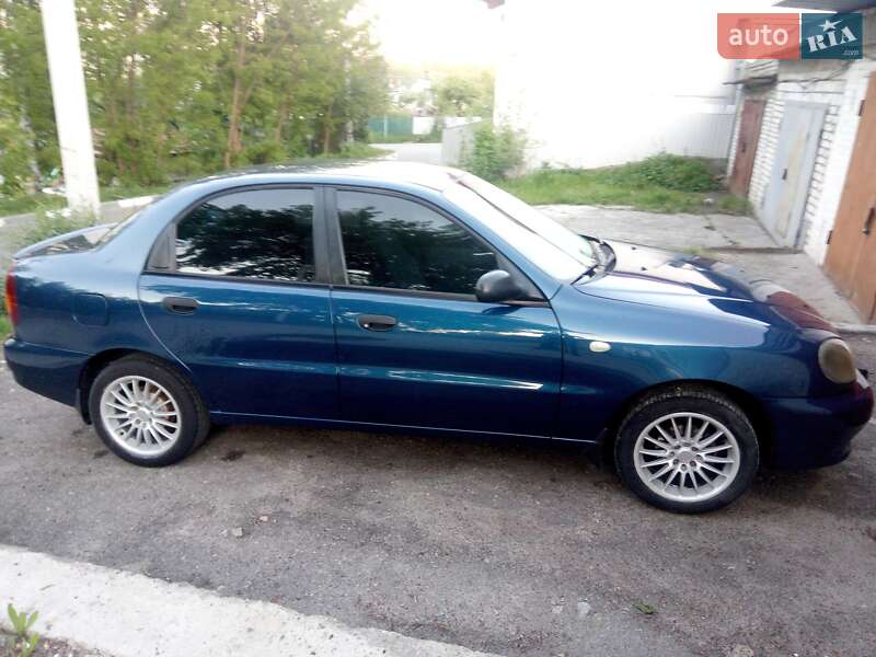 Седан Daewoo Lanos 2005 в Обухове
