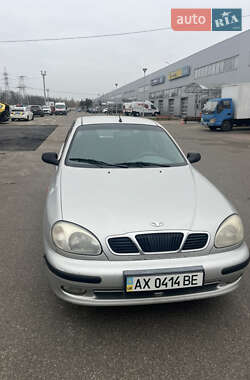 Седан Daewoo Lanos 2004 в Киеве