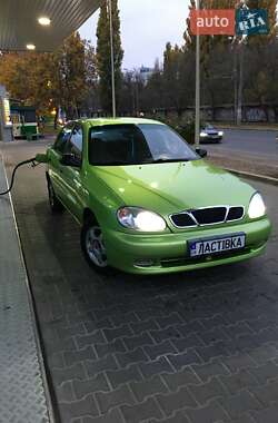 Седан Daewoo Lanos 2003 в Миколаєві