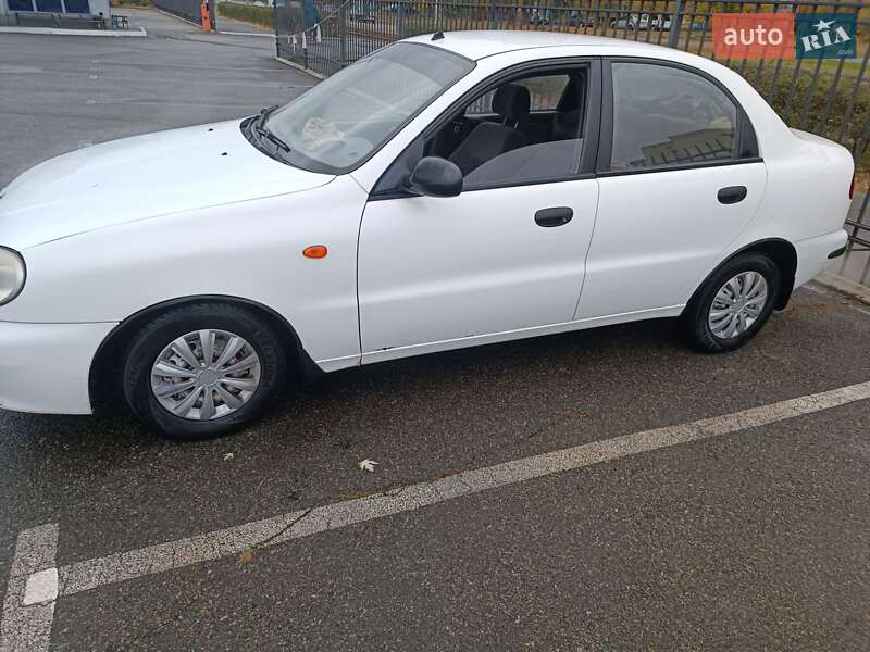 Седан Daewoo Lanos 2006 в Києві