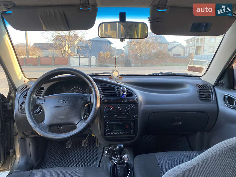 Седан Daewoo Lanos 2004 в Городенці