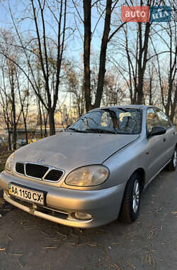 Седан Daewoo Lanos 2002 в Києві