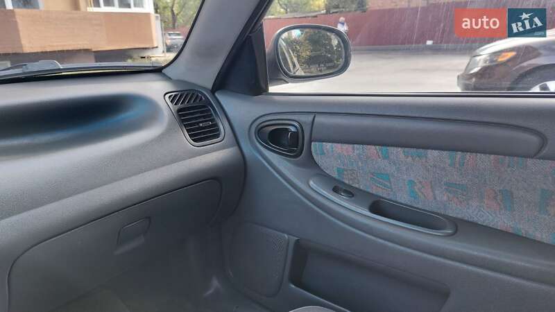Седан Daewoo Lanos 2005 в Киеве