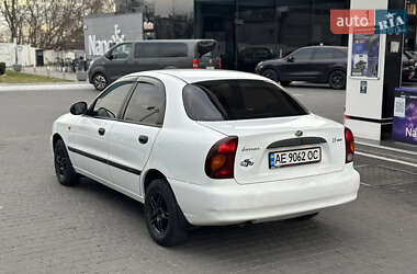 Седан Daewoo Lanos 2010 в Дніпрі