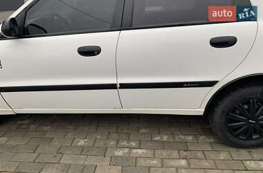 Седан Daewoo Lanos 2004 в 