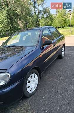 Седан Daewoo Lanos 2004 в Кам'янському