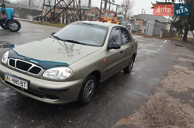 Седан Daewoo Lanos 2002 в Иванкове