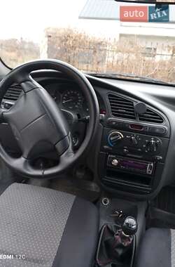 Седан Daewoo Lanos 2000 в 