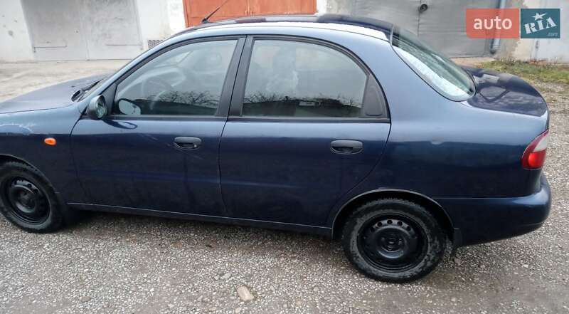 Седан Daewoo Lanos 2004 в Івано-Франківську