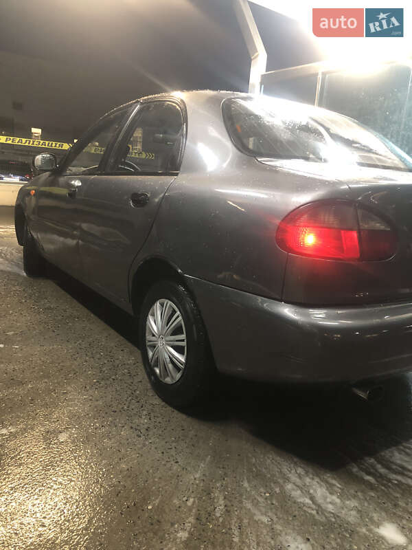 Седан Daewoo Lanos 2007 в Кривом Роге