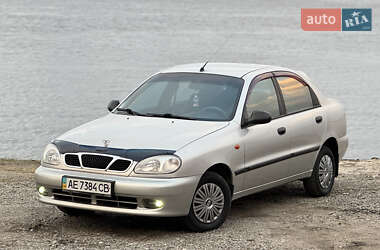 Седан Daewoo Lanos 2002 в Днепре