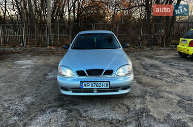 Седан Daewoo Lanos 2002 в Запоріжжі