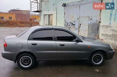 Седан Daewoo Lanos 2002 в Харкові