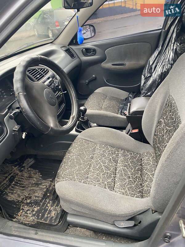 Седан Daewoo Lanos 2008 в Носовке