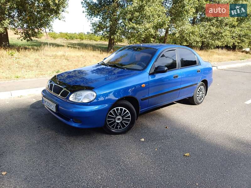 Седан Daewoo Lanos 2008 в Ромнах