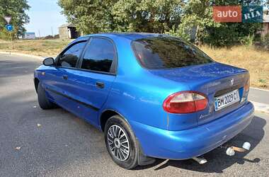 Седан Daewoo Lanos 2008 в Ромнах