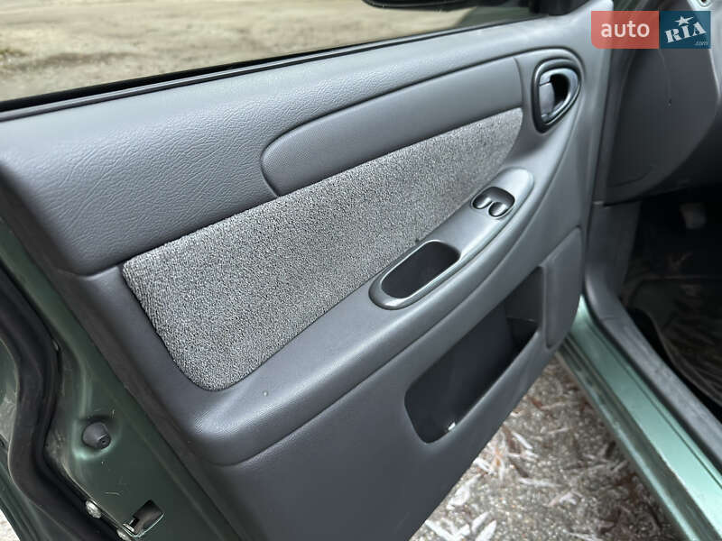 Седан Daewoo Lanos 2009 в Василькове