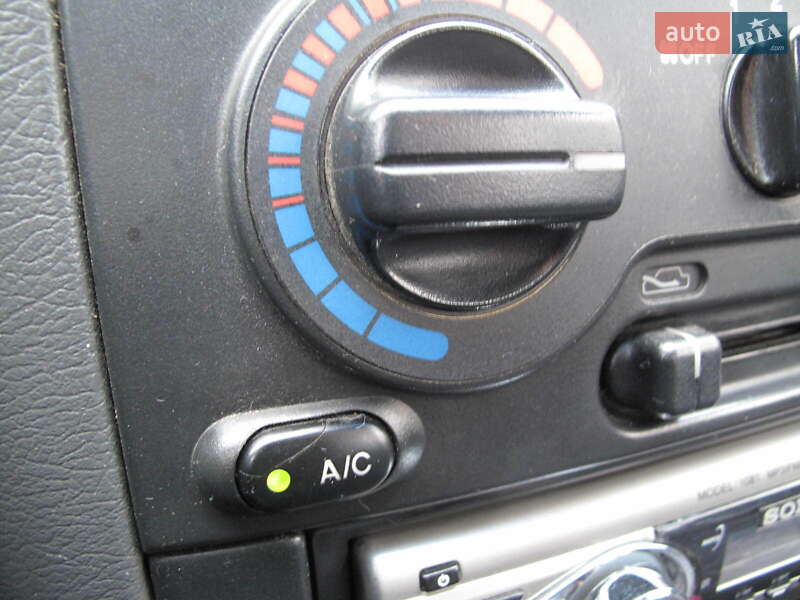 Седан Daewoo Lanos 2003 в Києві