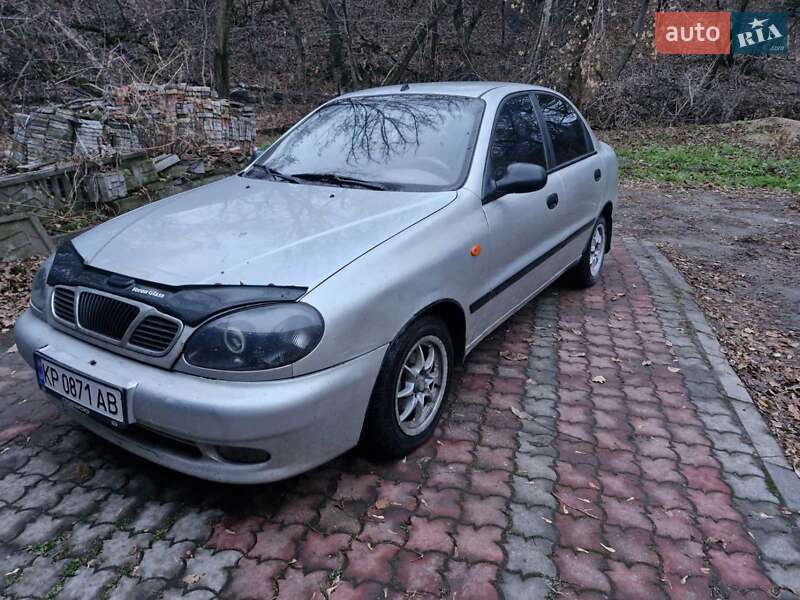 Седан Daewoo Lanos 2004 в Запоріжжі