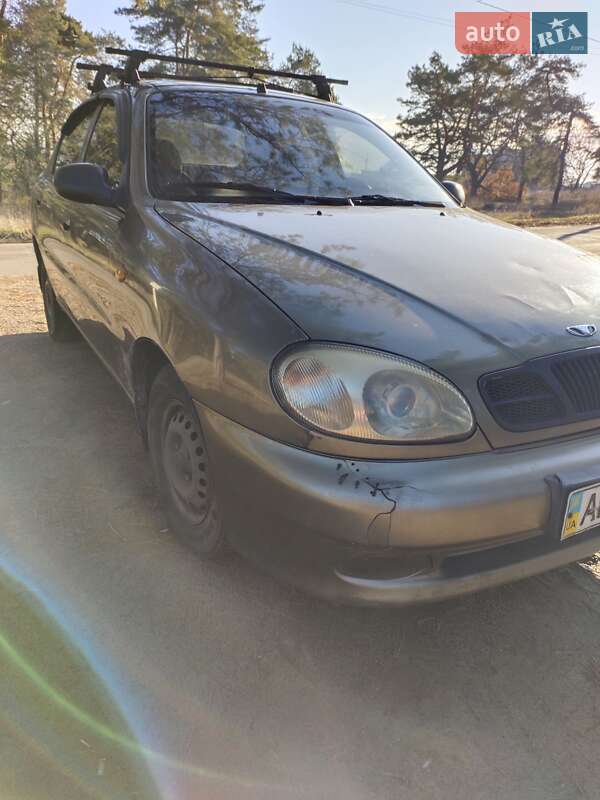 Седан Daewoo Lanos 2003 в Днепре