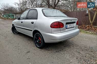 Седан Daewoo Lanos 2004 в Полтаве