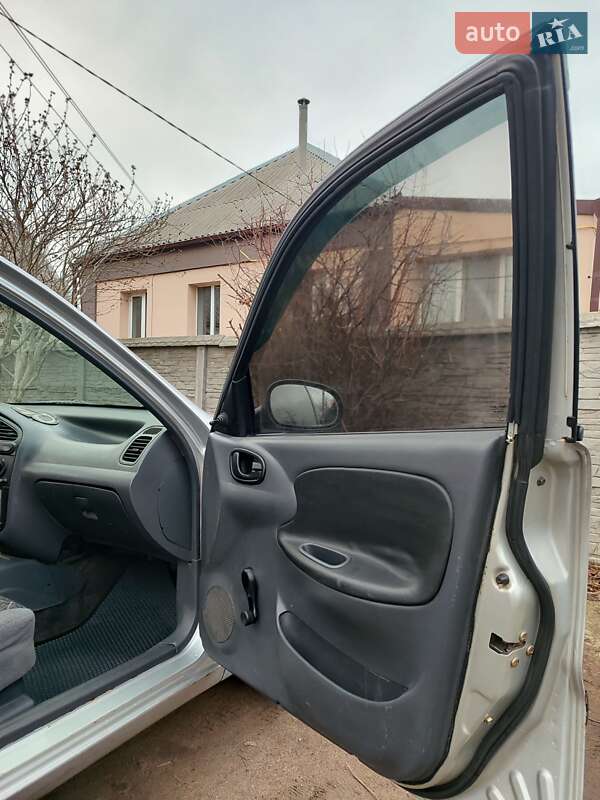 Седан Daewoo Lanos 2006 в Новомосковске