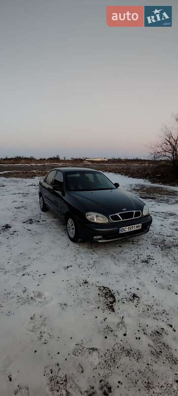 Седан Daewoo Lanos 2004 в Нововолинську