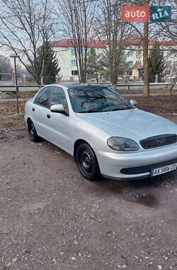 Седан Daewoo Lanos 2013 в Краснограде