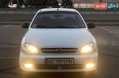 Седан Daewoo Lanos 2011 в Днепре