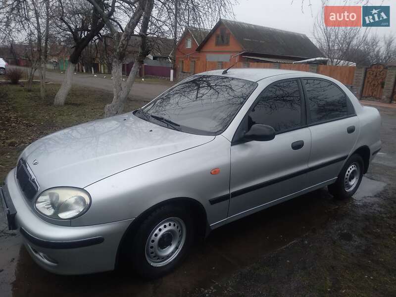 Седан Daewoo Lanos 2007 в Ромнах