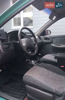 Седан Daewoo Lanos 1998 в 