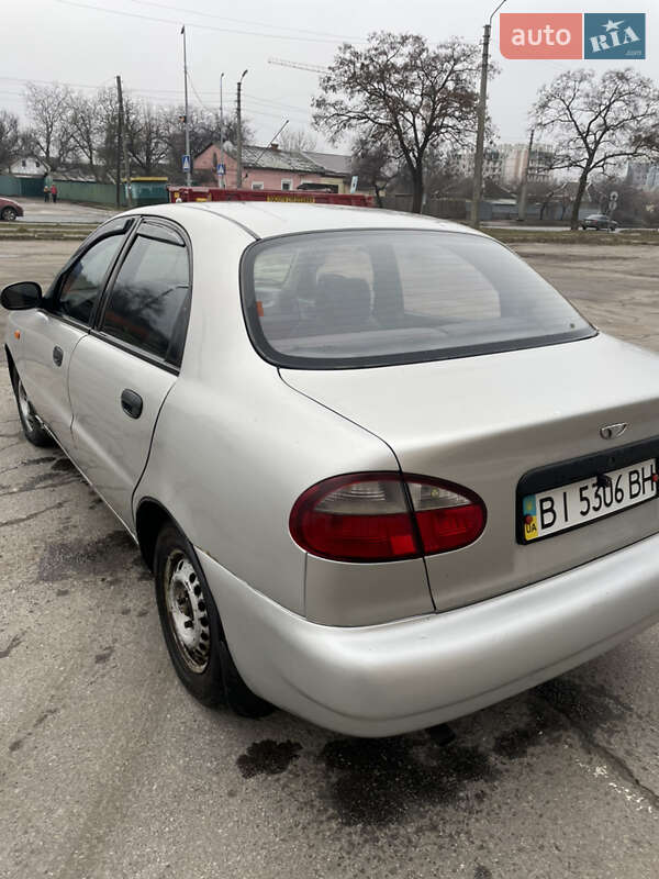 Седан Daewoo Lanos 2003 в Полтаве