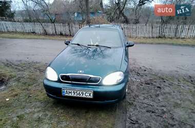 Седан Daewoo Lanos 2007 в Романіву