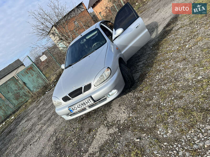 Седан Daewoo Lanos 2007 в Ужгороде