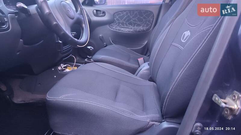 Седан Daewoo Lanos 2002 в Балаклее