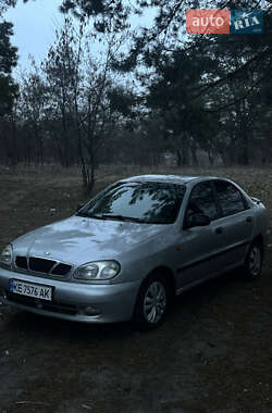 Седан Daewoo Lanos 2001 в Днепре